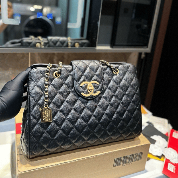 Chanel Quilted Chain Tote Bag Black 14.2 Inches