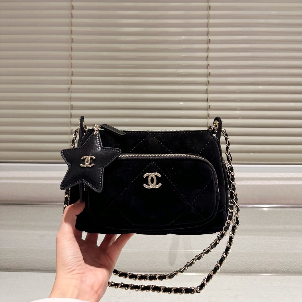 Chanel Clutch With Chain Velvet Effect Nylon And Gold Tone Metal Black 8.3 Inches Ap4771 B21406 94305