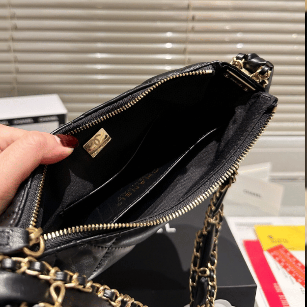 Chanel Woven Straw Tote Bag Black 15.0 Inches