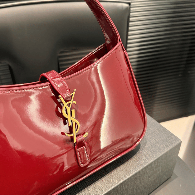 Saint Laurent Le 5 À 7 Hobo Bag Bordeaux Patent 9.4 Inches