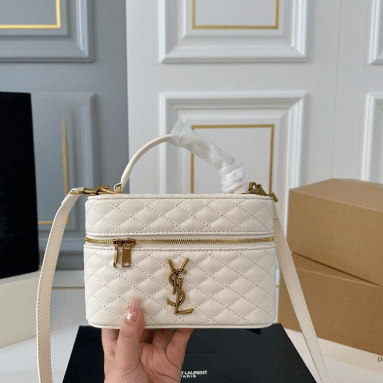 Saint Laurent Quilted Mini Vanity Bag Off White 7.1 Inches 7667311El079207