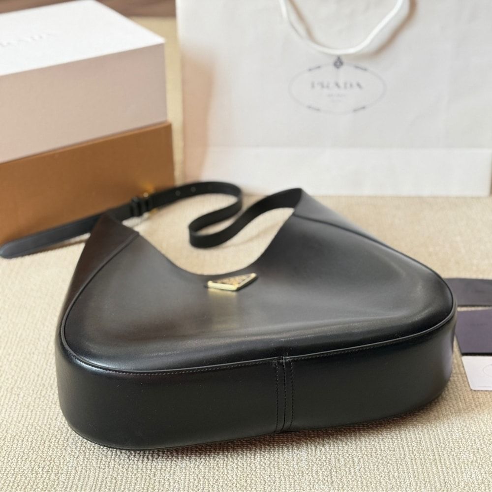 Prada Large Shoulder Bag With Topstitching Black 15.7 Inches 1Bc181 2Aix F0002 V Ooo