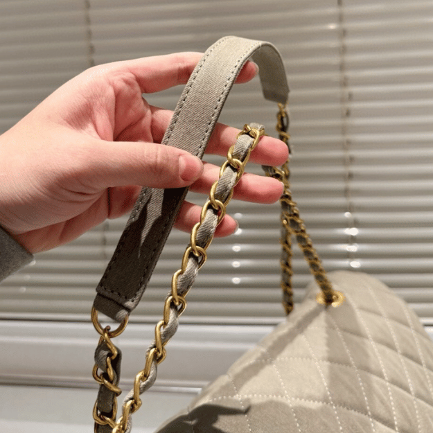 Chanel Flap Vintage-Style Shoulder/Hobo Bag Khaki 17.7 Inches