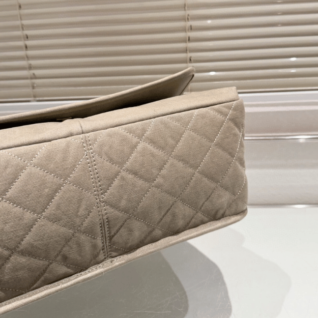 Chanel Vintage-Style Flap Bag Khaki 15.7 Inches