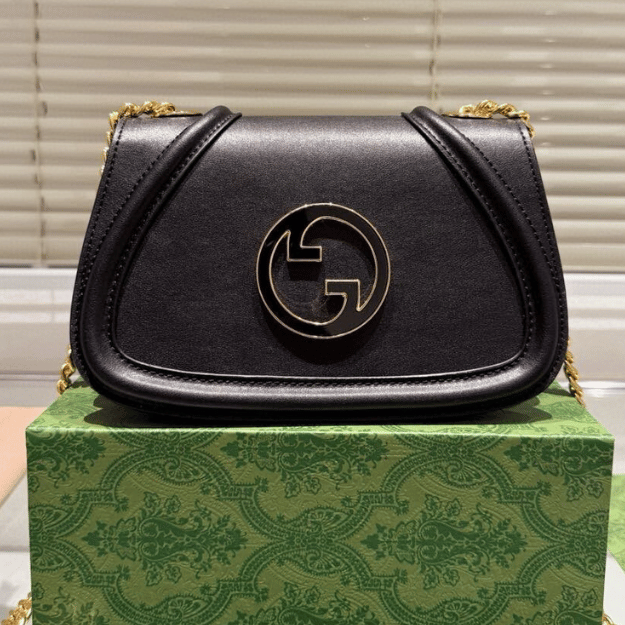 Gucci Blondie Small Shoulder Bag Black 8.7 Inches ‎815715 AAEEX1000