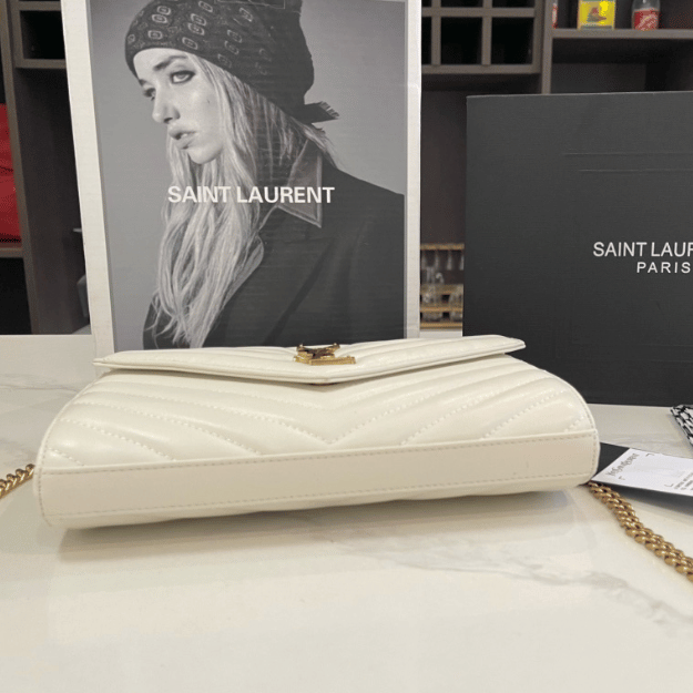 Saint Laurent Envelope Woc White Bag 8.7 Inches 377828BOW019207