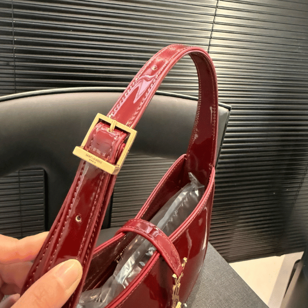 Saint Laurent Le 5 À 7 Hobo Bag Bordeaux Patent 9.4 Inches