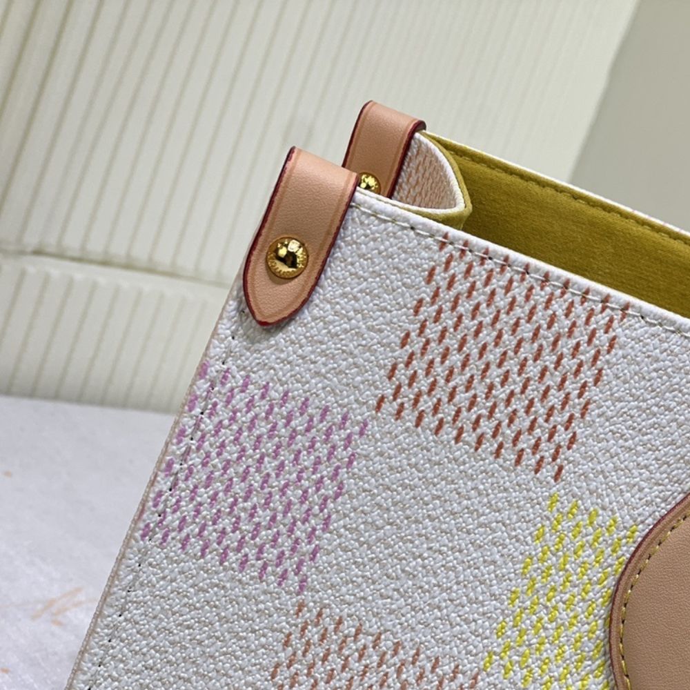 Louis Vuitton Onthego MM Pink 13.8 Inches M40518