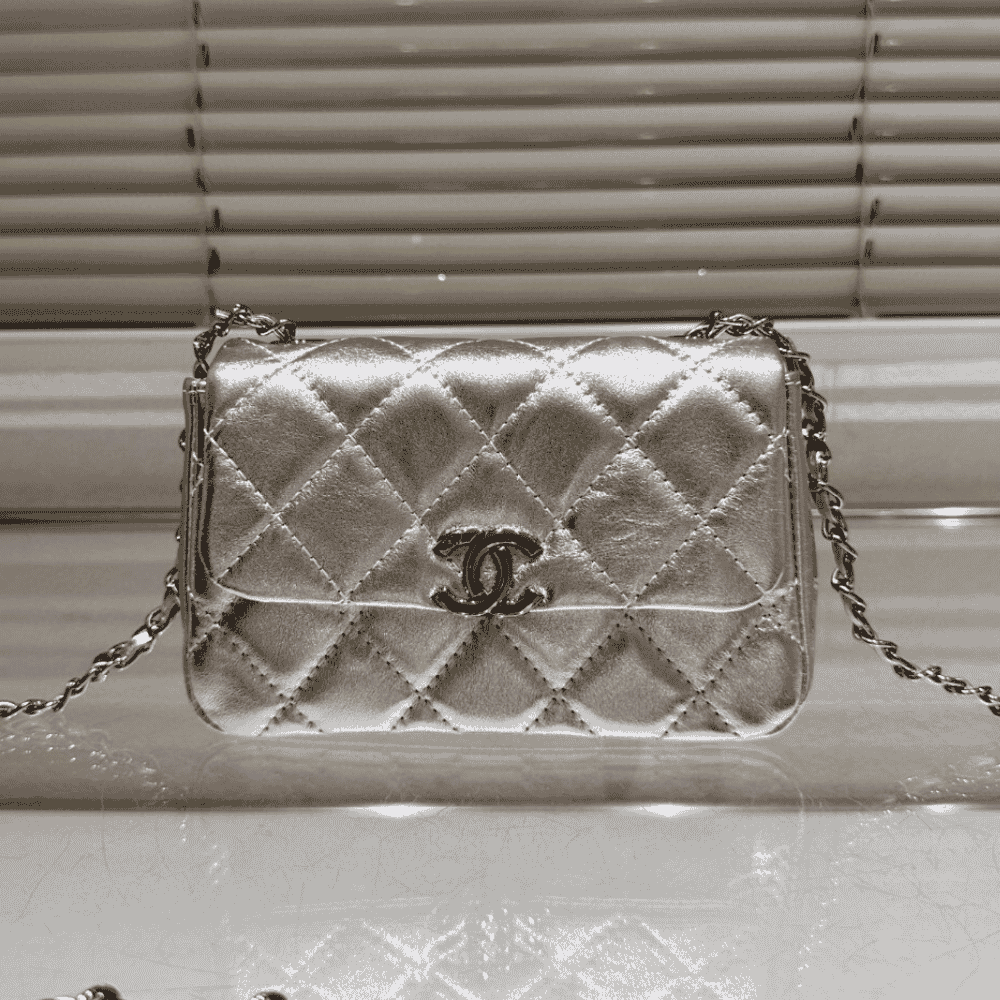 Chanel Vintage-Style Flap Bag Silver 7.1 Inches