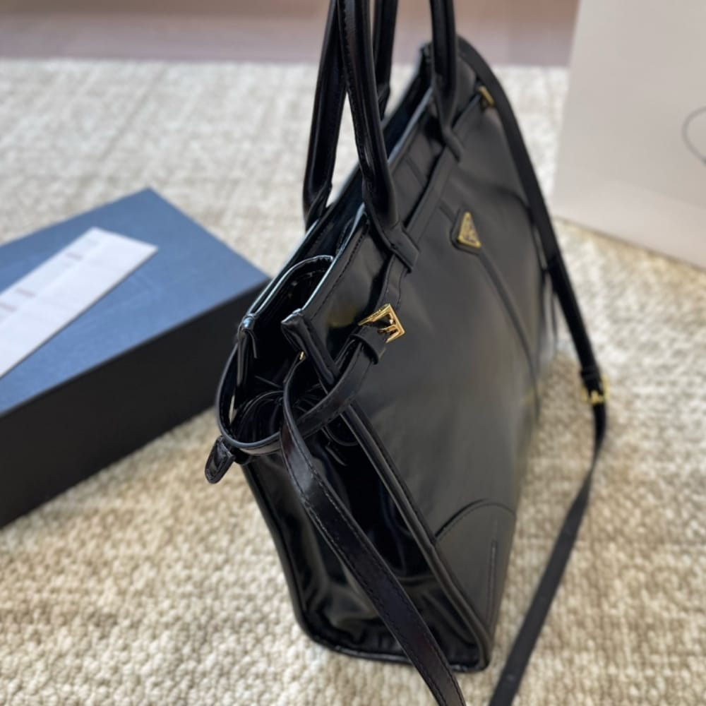Prada Bonnie Extra Large Leather Handbag Black 42Cm 1BA439 2CYR F0002 V OOO