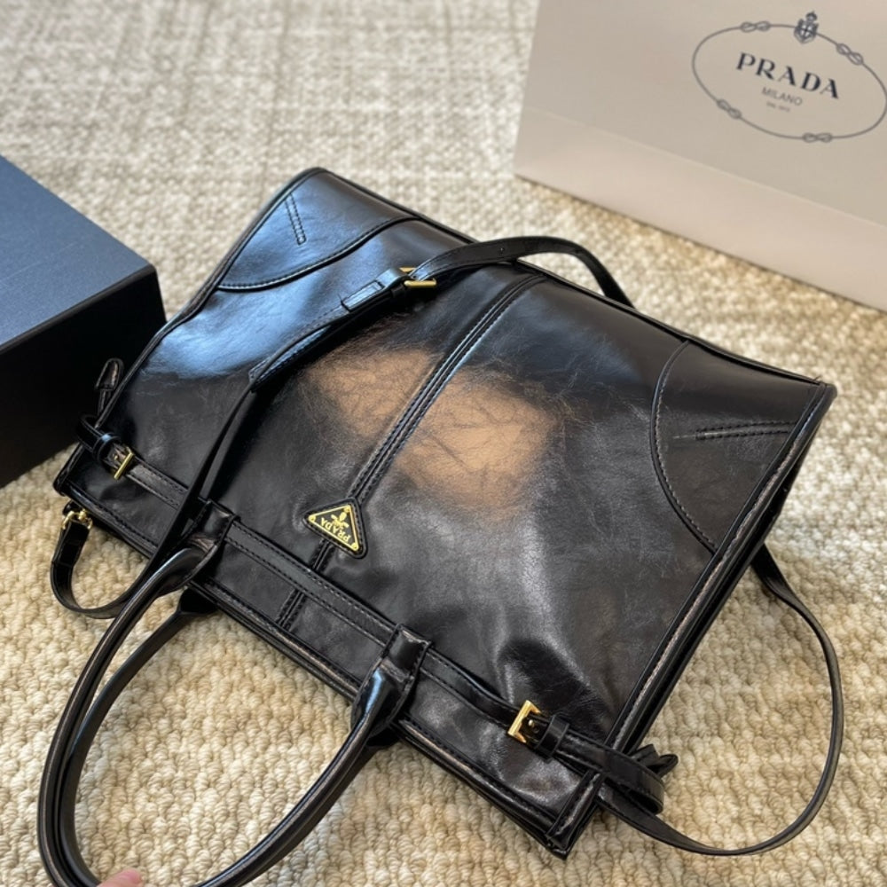 Prada Bonnie Extra Large Leather Handbag Black 42Cm 1BA439 2CYR F0002 V OOO